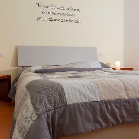B&B Sotto Le Stelle Fano Bagian luar foto